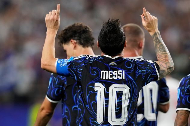 Messi celebra su gol ante Jordania.