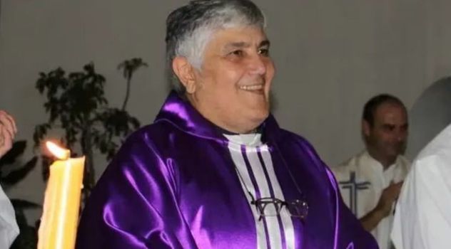 Ex párroco de Jesús María, Julio Aguirre.