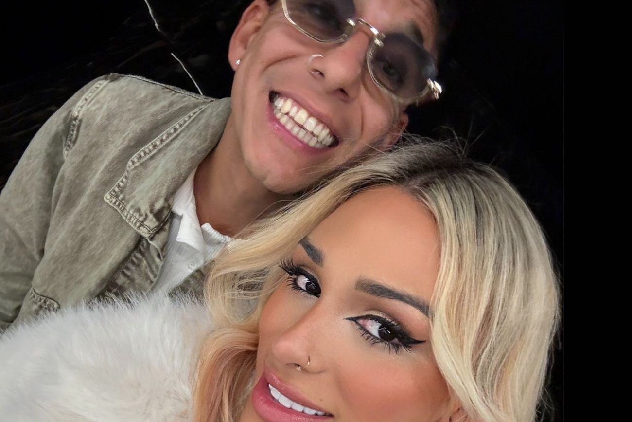 Danelik y Brian Sarmiento se mudaron juntos y mostraron el nuevo departamento.