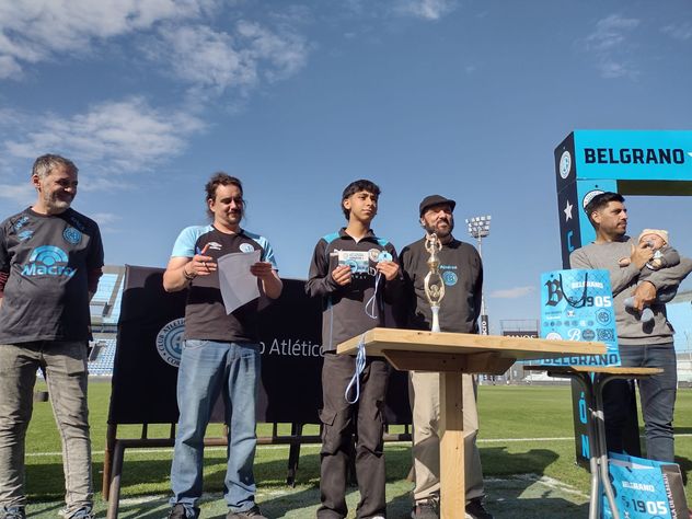 Belgrano celebró los 20 años de su Escuela de Ajedrez con un gran torneo en el Gigante de Alberdi.