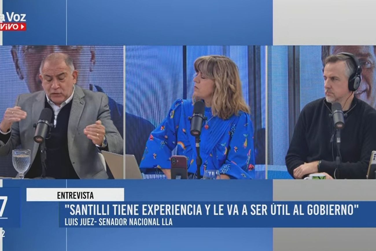 Luis Juez, en el piso de La Voz En Vivo, tras un fin de semana muy agitado para el Gobierno por la salida de Adorni. 