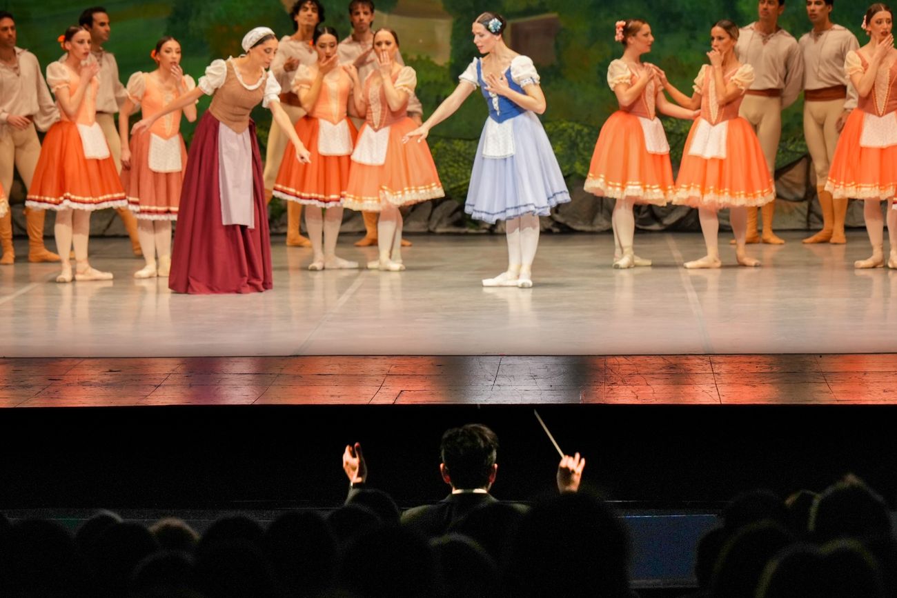 El Ballet "Giselle" completará cinco funciones a sala llena en el Teatro del Libertador (Agencia Córdoba Cultura). 