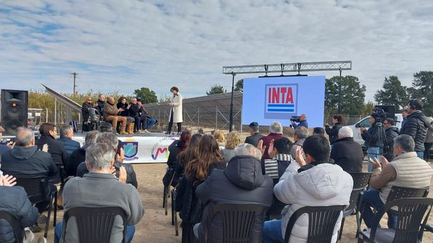 PRESENTACIÓN. El parque solar está ubicado en Marcos Juárez y aporta energía distributiva.