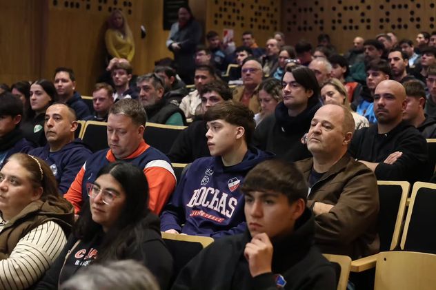 Un torneo asociativo que gana músculo