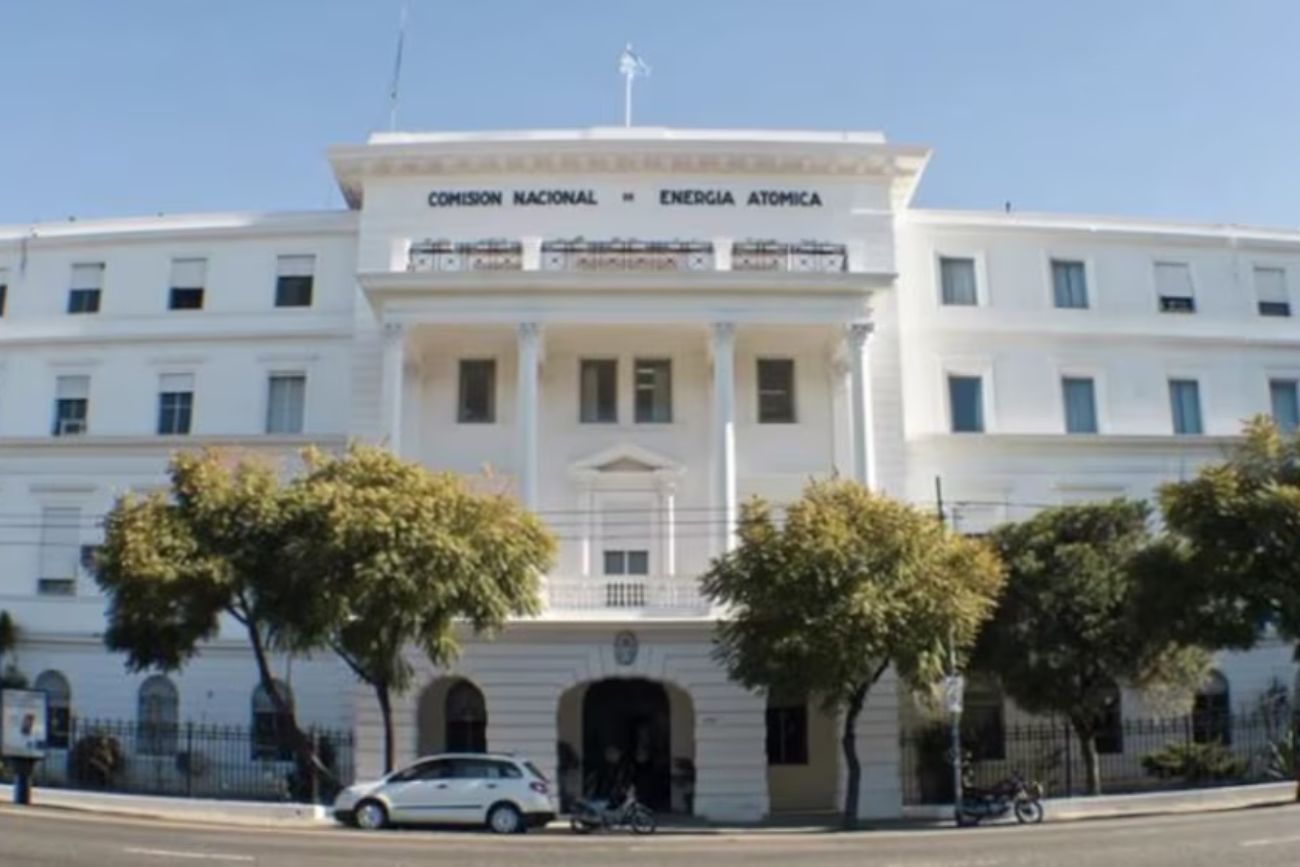 Conflicto en la Comisión de Energía Atómica: ATE tomó la sede central tras una ola de despidos