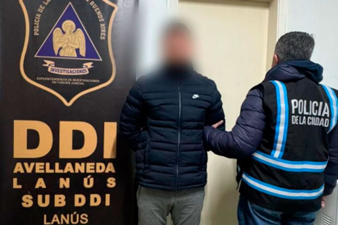 El arresto del sospechoso. (Policía)