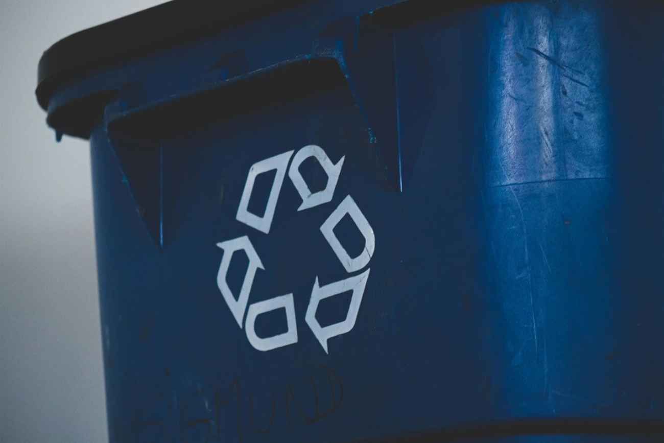 Qué significan los triángulos en los envases de plástico.