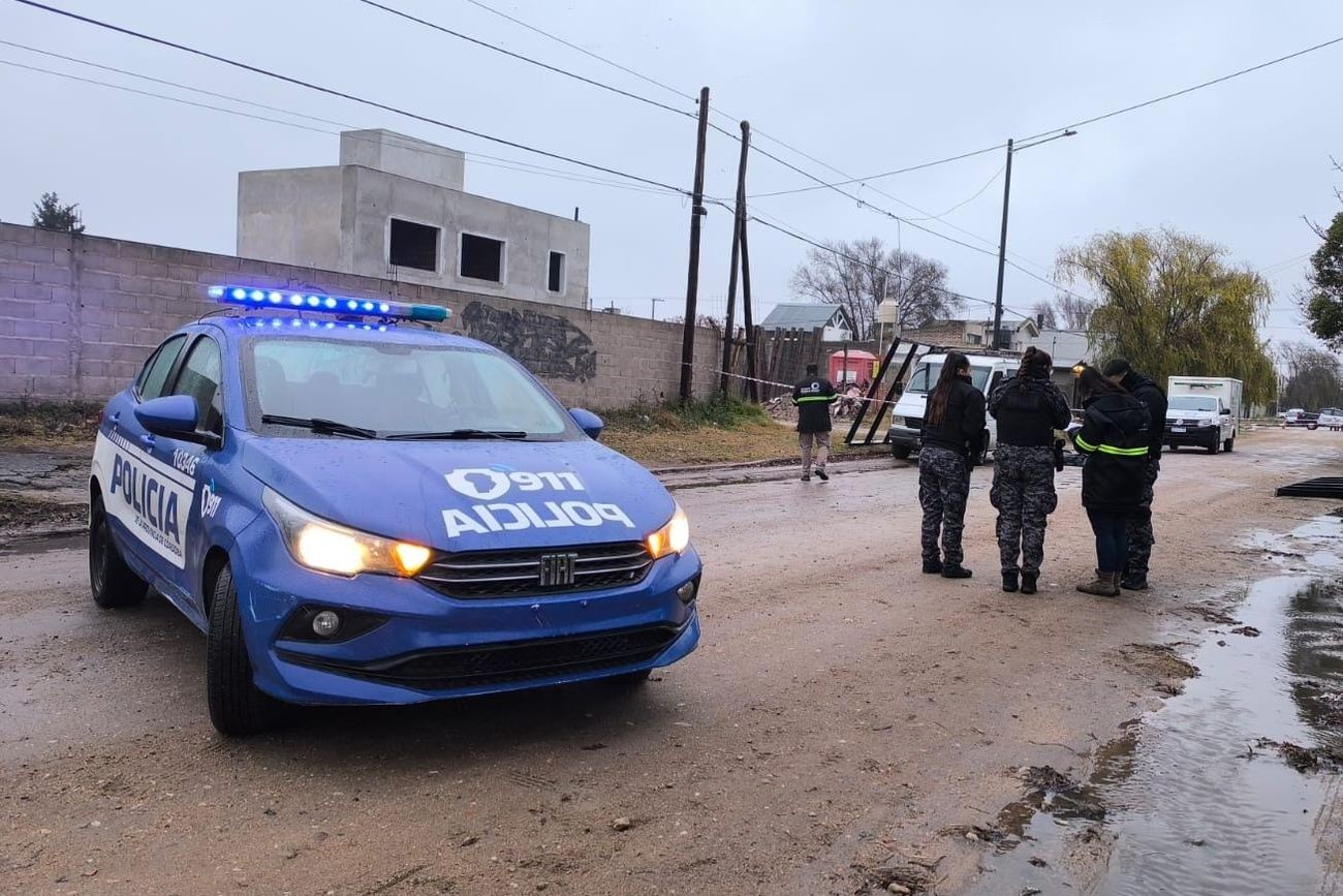 Murió un hombre en Río Cuarto al bajar hierros de un utilitario. 
