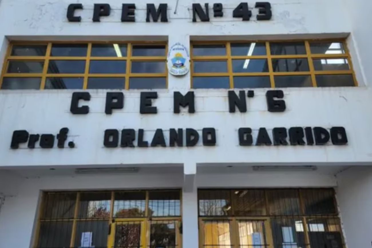 CPEM 43, la escuela donde ocurrió el incidente.
