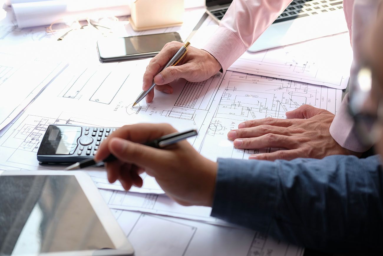Montos: son referenciales para una vivienda ubicada en la ciudad de Córdoba, y pueden variar en la realidad según los diferentes valores de costo de mano de obra, los materiales elegidos y el diseño particular de cada proyecto.