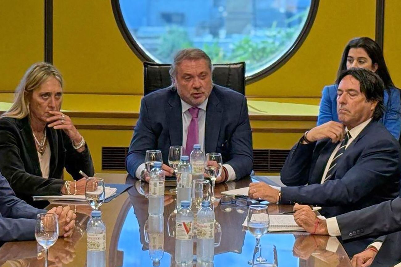 Mayoría. Graciela Montesi, Abel Sanchez Torres y Eduardo Avalos.
