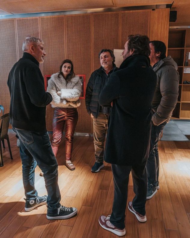 Netflix en Córdoba: Benjamín Vicuña y Mónica Antonópulos filmaron escenas en lugares icónicos de la ciudad junto a Marcos Carnevale