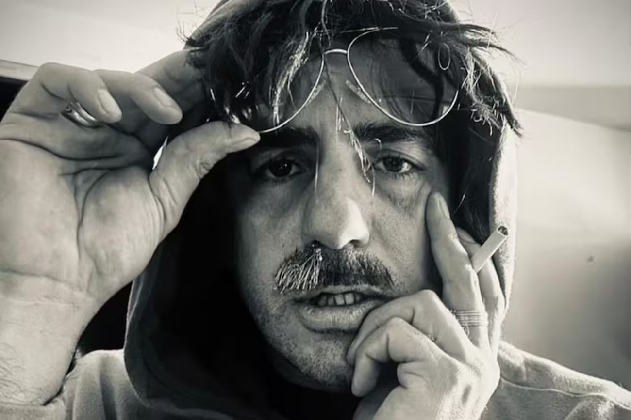 Las imágenes que compartió Marco Antonio Caponi para contar sobre su experimento al rededor de la supuesta biopic de Charly García que interpretaría.