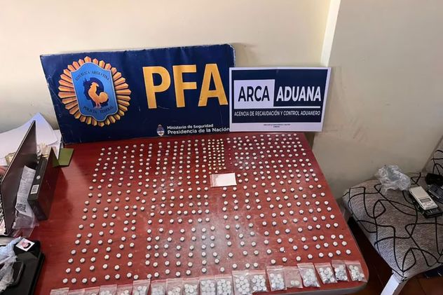 Desbarataron una banda de traficantes chinos que enviaba cocaína a Asia e importaba drogas sintéticas