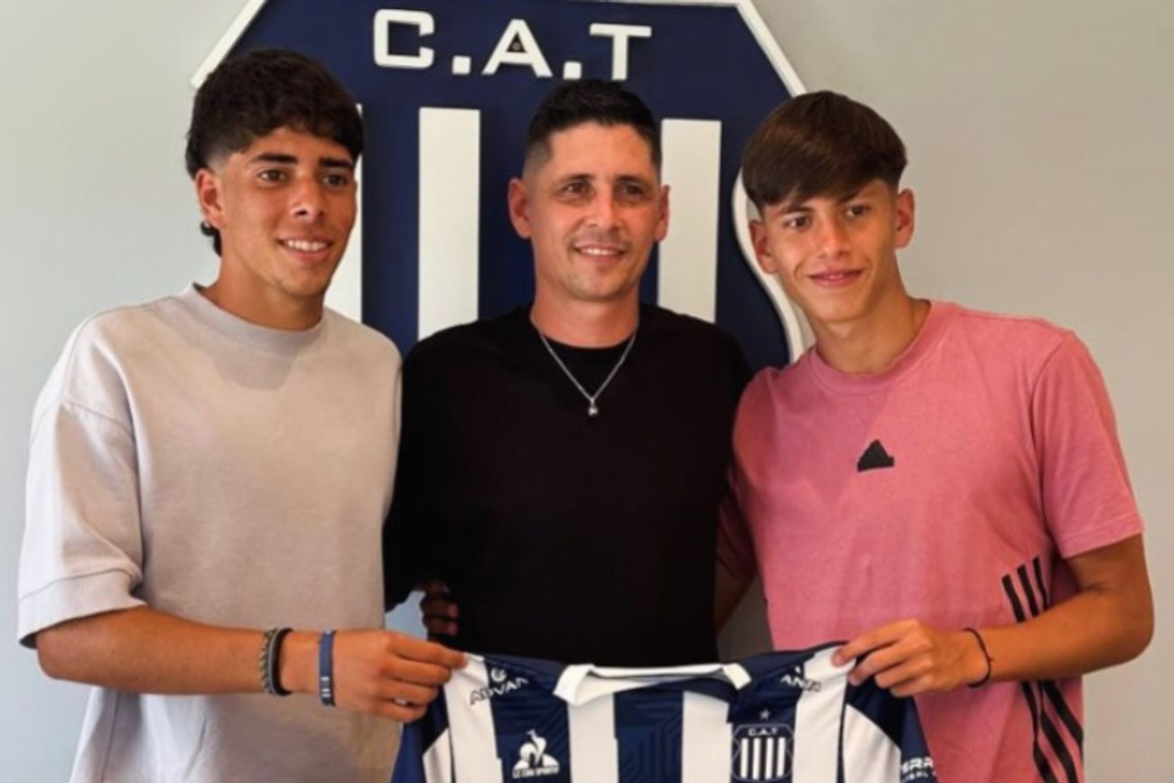 Thiago y Giovanni Baroni. El defensor y el volante son hijos de Gonzalo, delantero surgido en Talleres.
