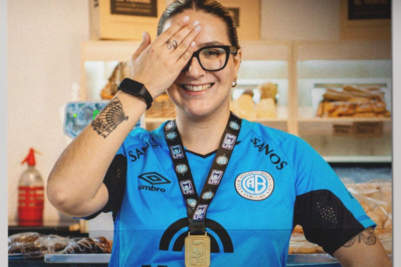 Belgrano y la medalla a los socios.