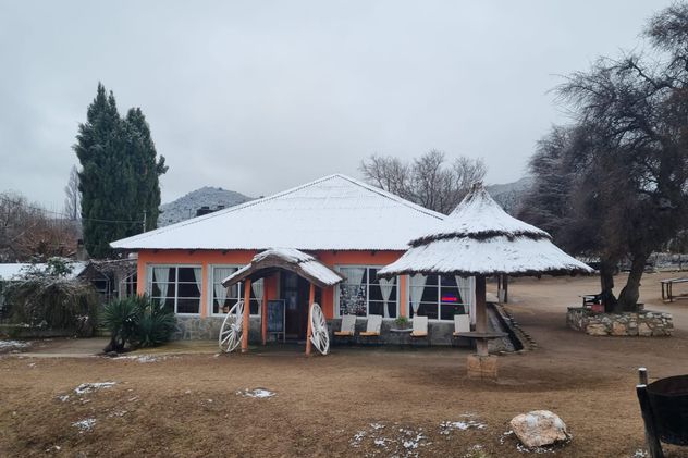 Nieve en la zona de Los Túneles. Paraje Las Águilas.
