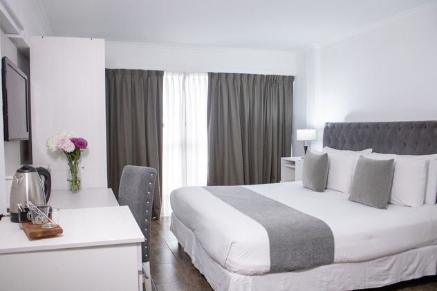 Ker Hoteles ofrece opciones de alojamiento en distintos barrios porteños para disfrutar de la oferta cultural, gastronómica y turística de Buenos Aires.