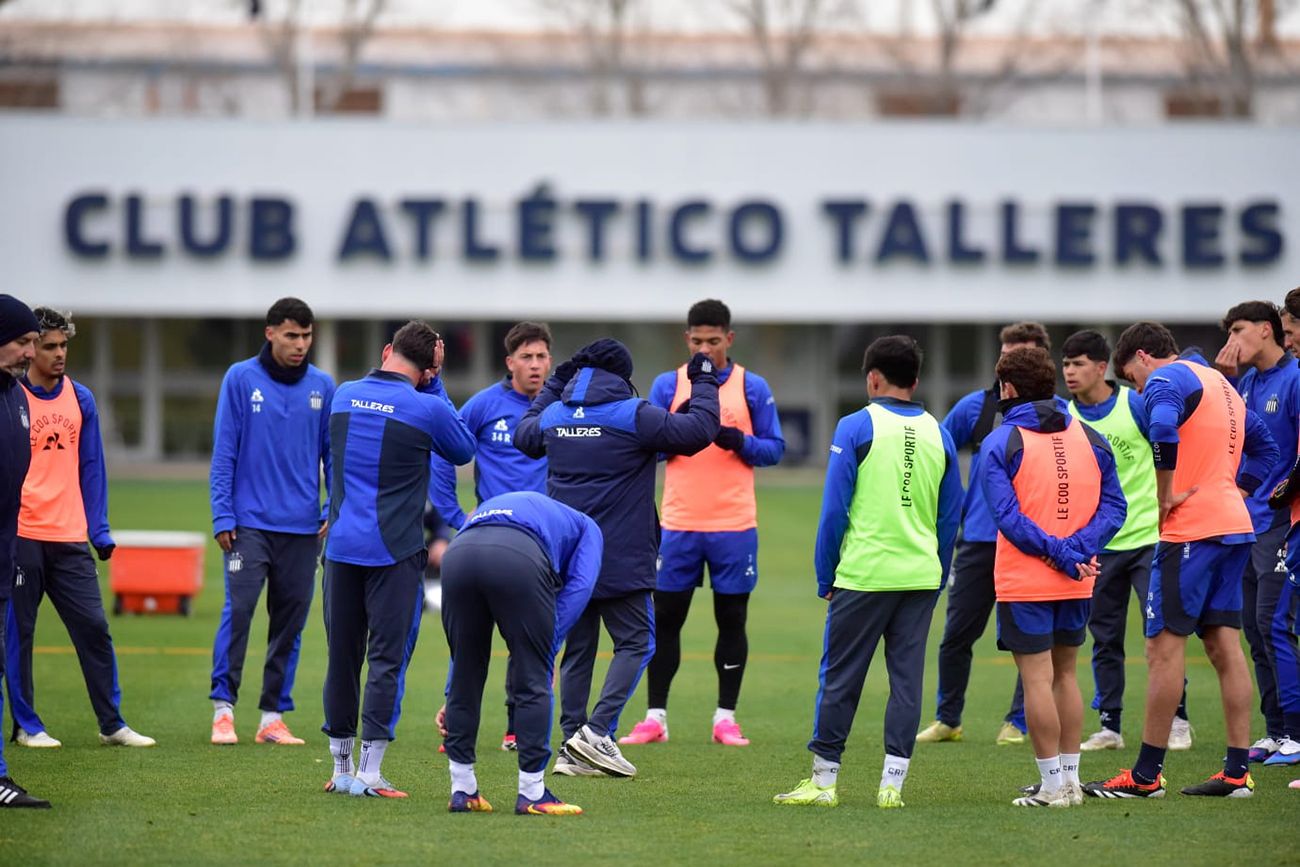 Talleres ajusta su máquina rumbo al debut.