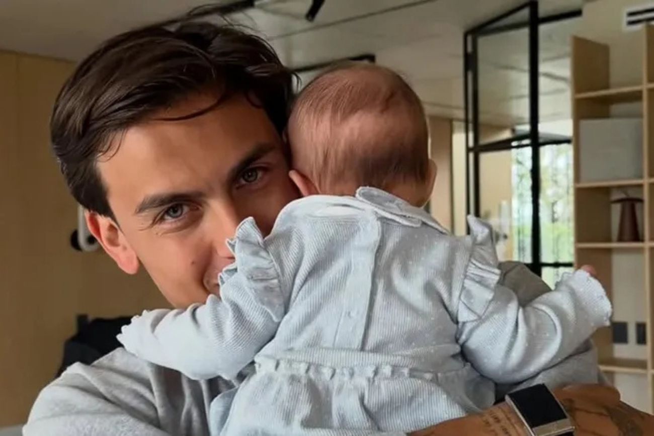 Paulo Dybala y Oriana Sabatini mostraron el cuarto de su hija Gia: diseño minimalista y estilo Montessori.