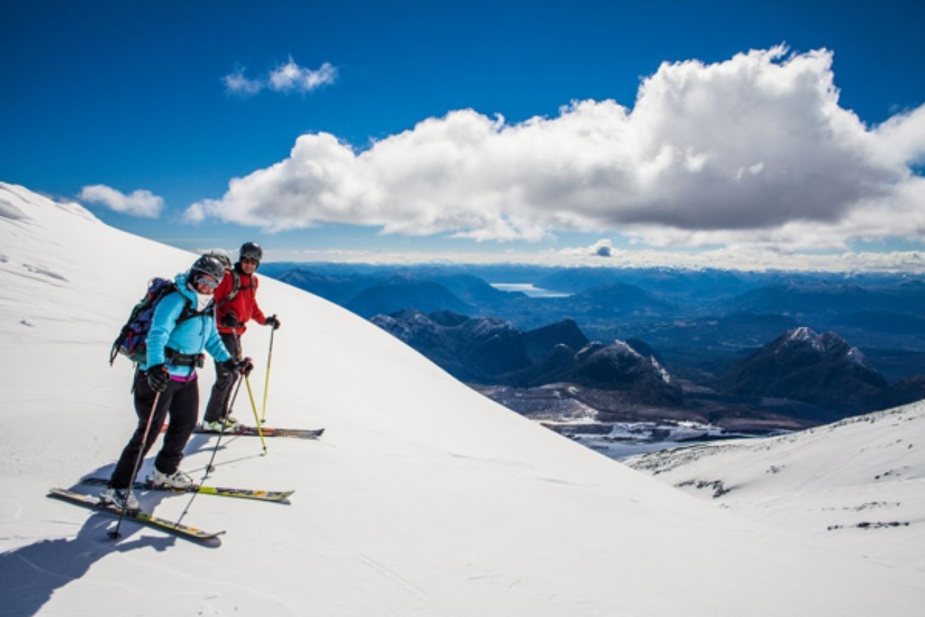 Vacaciones de invierno 2026: cuánto cuesta esquiar en Chile y cuáles son los centros más elegidos.