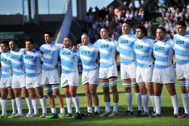 Matías Alemanno, con Los Pumas ante Escocia, en el Kempes en 2014.
