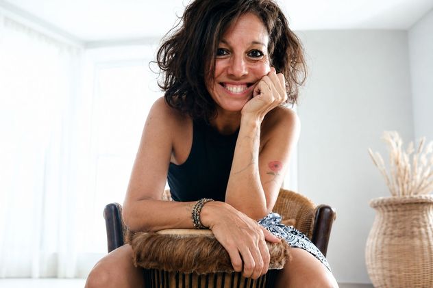 Después de su diagnóstico de Parkinson, Eugenia López trasmite un mensaje de esperanza a través de sus redes sociales.