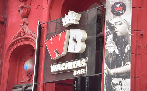 Allanamiento en el local clausurado Wachitas, en barrio Nueva Córdoba.