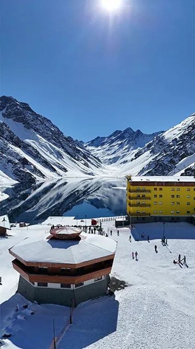 Esquiar en Chile: cuánto cuesta pasar un día en Portillo, el centro de esquí más elegido por los argentinos.