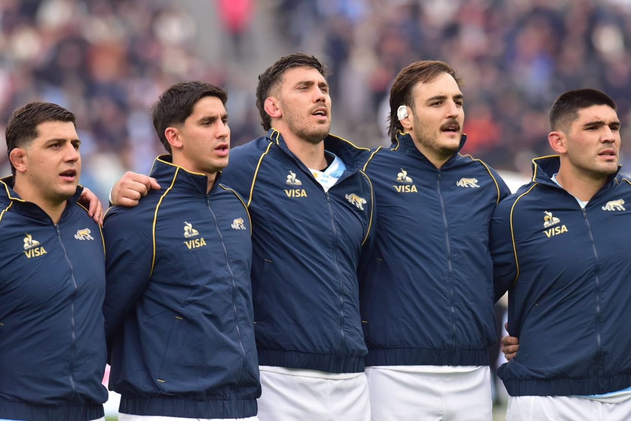 Los Pumas frente al seleccionado de Escocia en el Estadio Kempes.