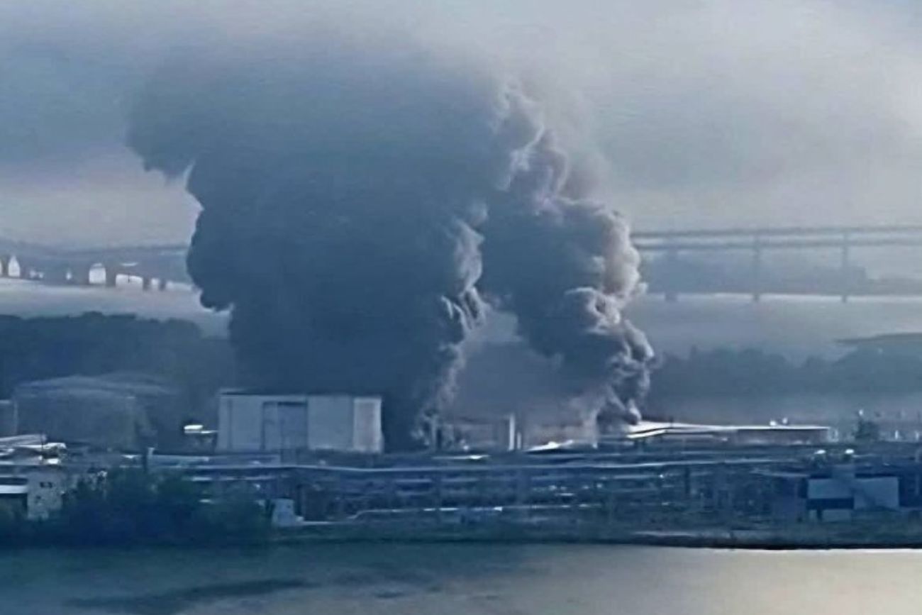 Ucrania atacó una de las principales terminales petroleras de Rusia en San Petersburgo
