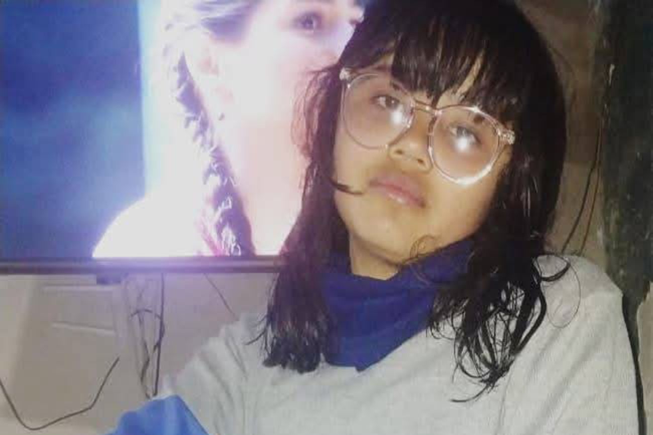 Buscan a una adolescente en Arias.