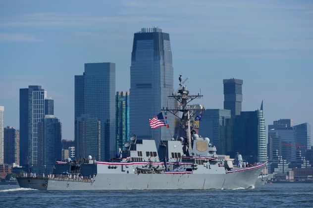 Desfile Internacional de Velas, parte de Sail250, una concentración de grandes veleros y buques militares, el sábado 4 de julio de 2026, en Nueva York. 