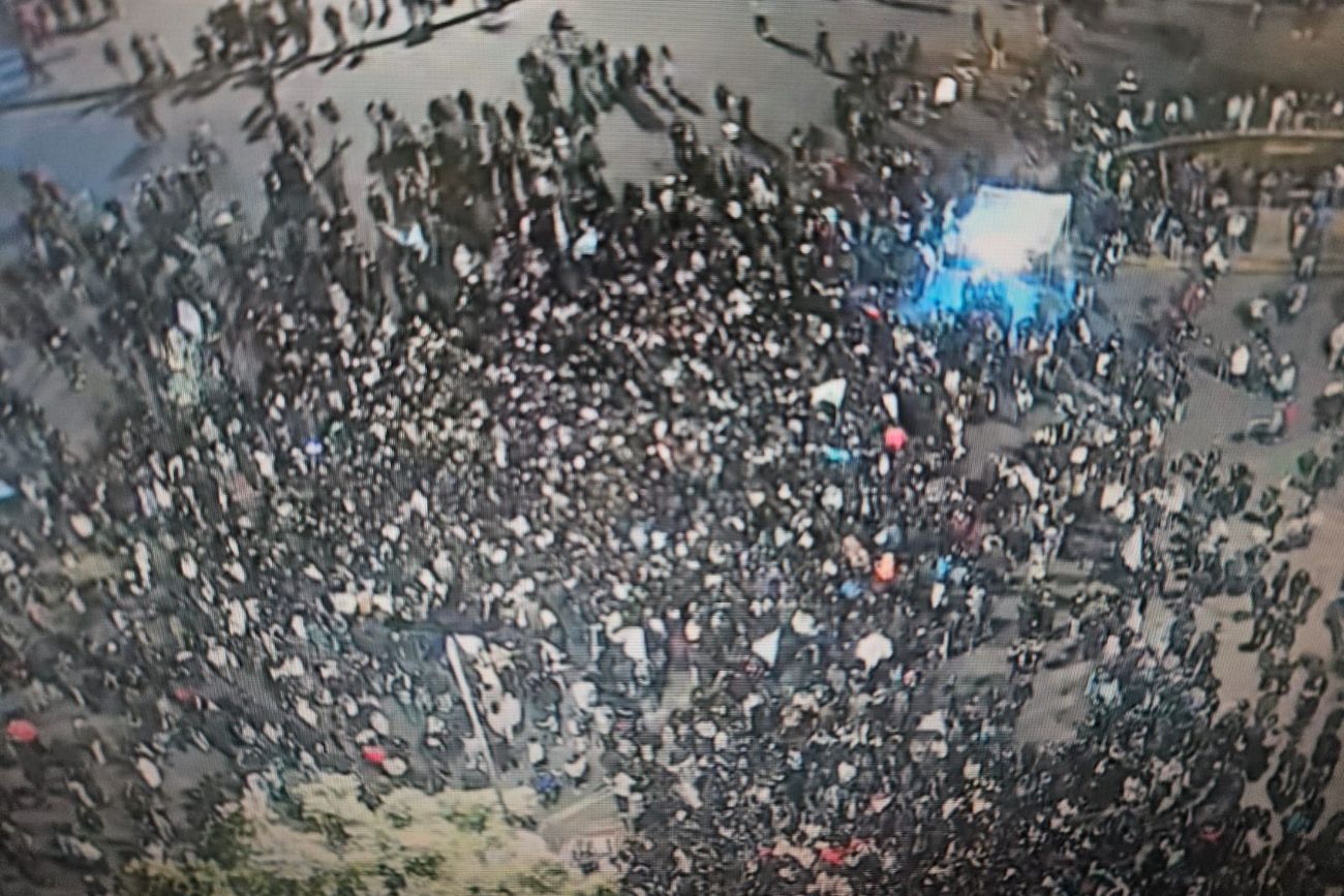 Los ladrones aprovecharon la multitud y distracción para robar los aparatos. (Policía)