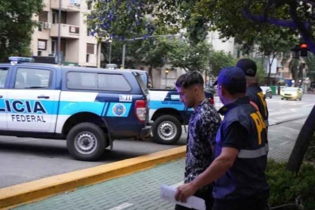 La madre y el hermano de Yao Cabrera, condenado por el delito de reducción a la servidumbre, hablan por primera vez y denuncian que es víctima de una persecución mediática y judicial.