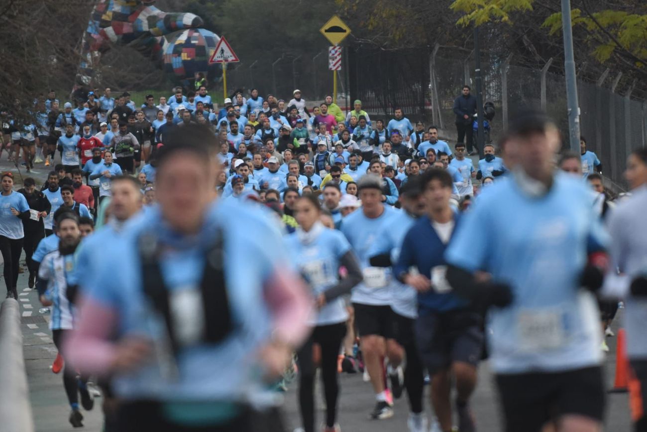 Córdoba vibró al ritmo de una maratón multitudinaria. 