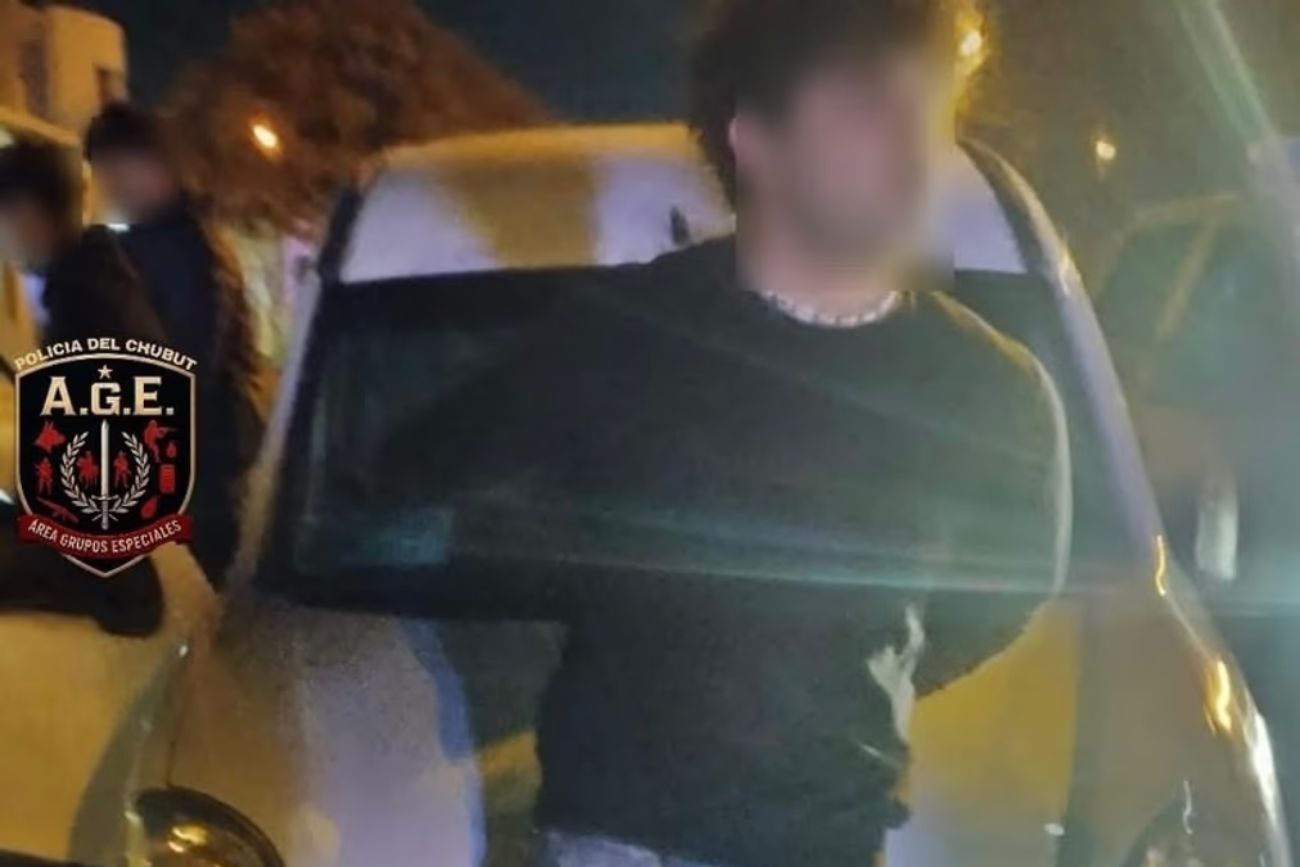 Persecución y detención en Chubut: manejó en contramano para escapar de un control y se negó al test de alcoholemia