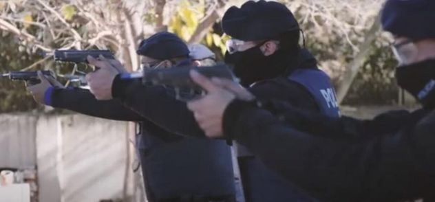 Práctica de tiro de policías en Córdoba.