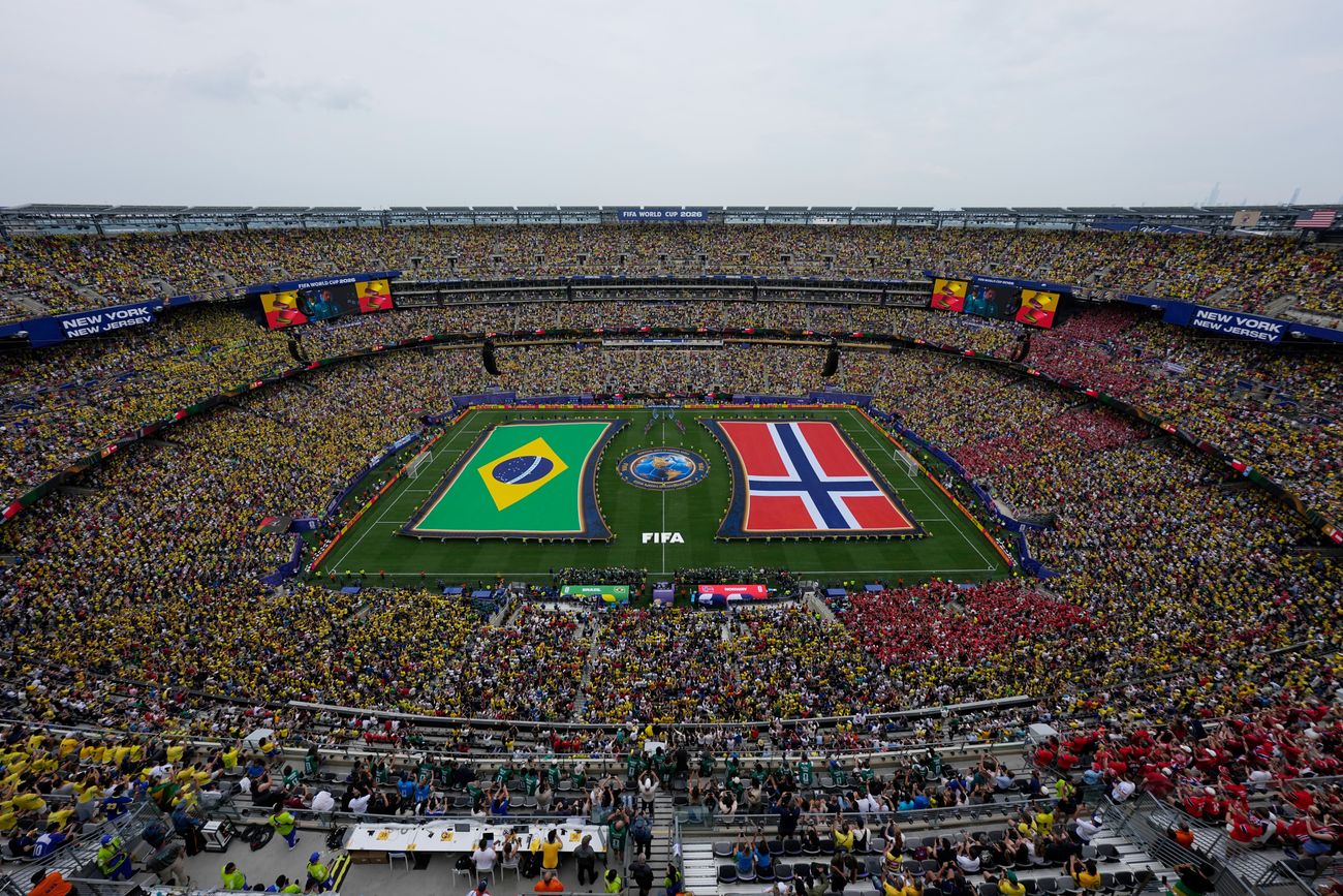 Brasil y Noruega se enfrentan por el pase a los cuartos de final. (AP)