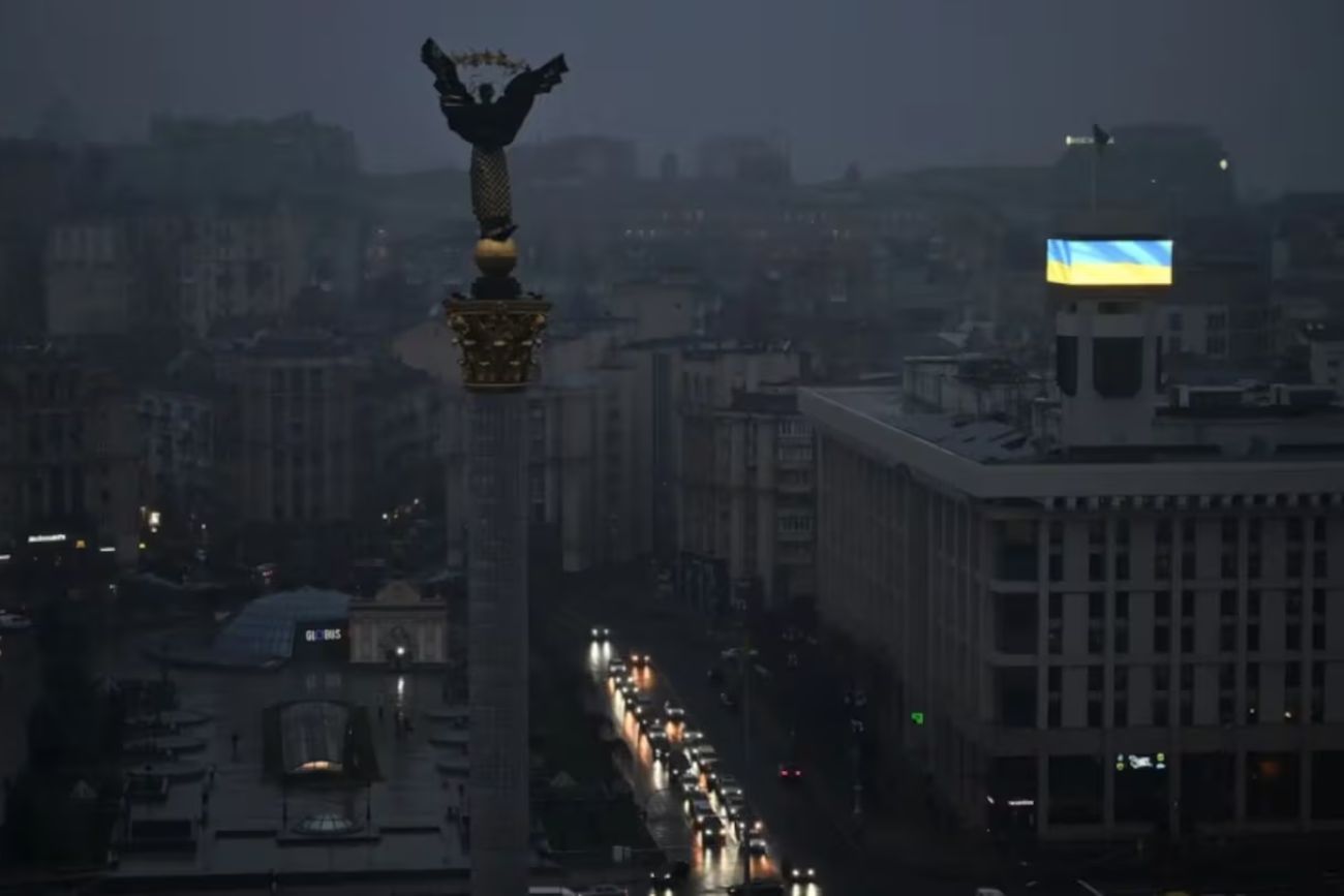 Ataque masivo en Ucrania: Kiev bajo fuego de misiles y drones rusos