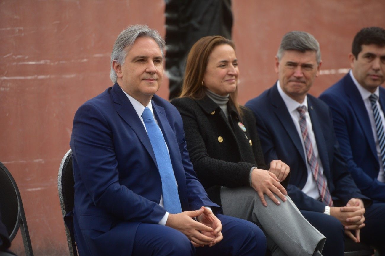 El gobernador Martín Llaryora, la vice Myriam Prunotto y el intendente de la Capital, Daniel Passerini.