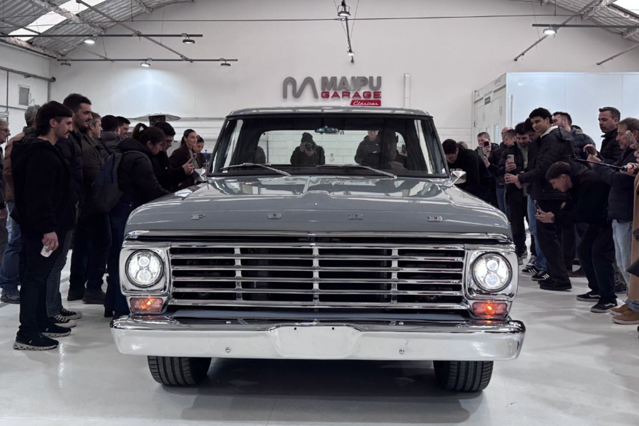 Restauración F100 en Maipú Garage.