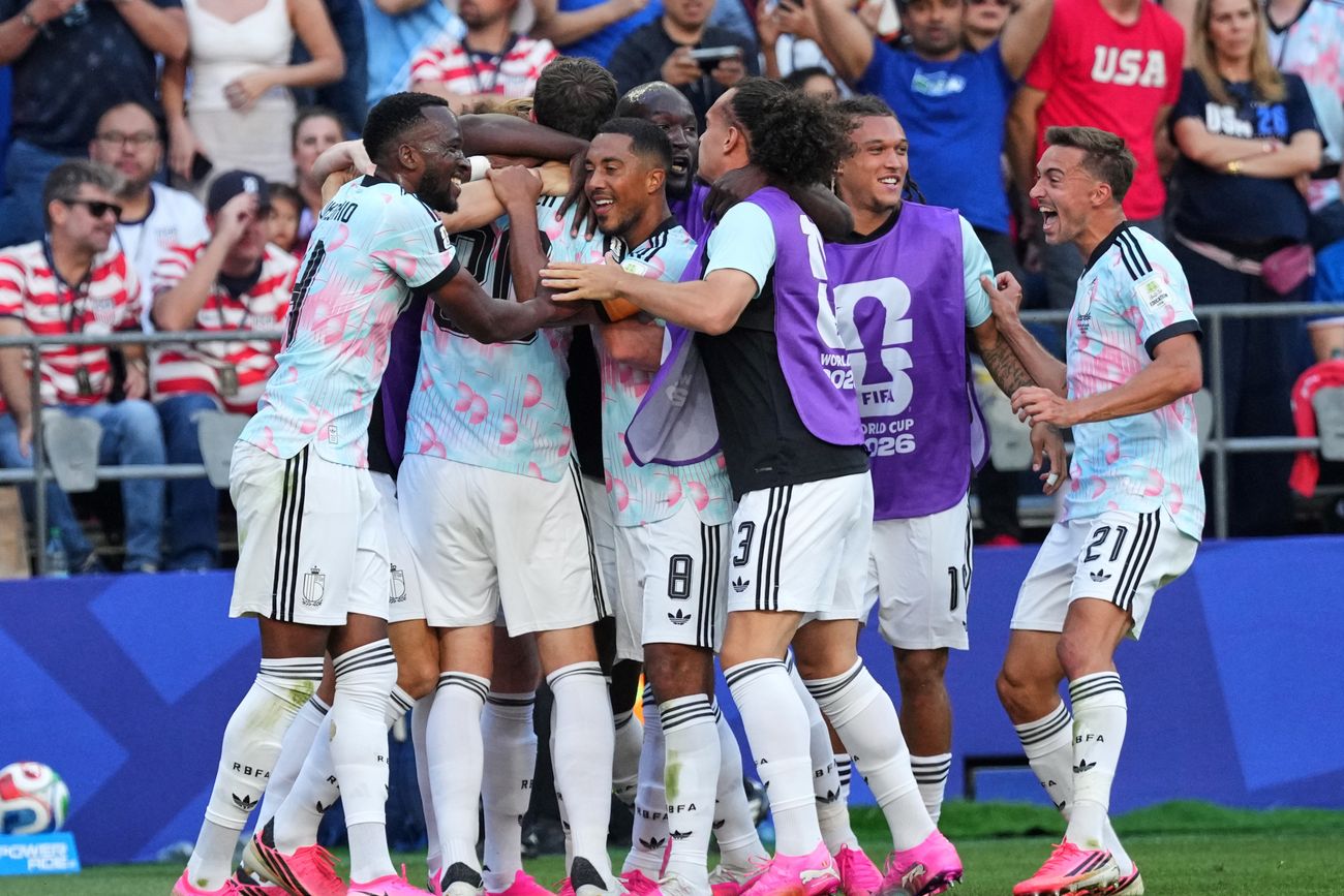 Bélgica le ganó 3-1 a Estados Unidos y avanzó a cuartos de final del Mundial.