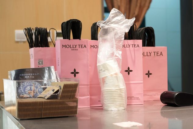 La batalla legal entre Louis Vuitton y una cadena de té china reabre el debate sobre símbolos culturales.