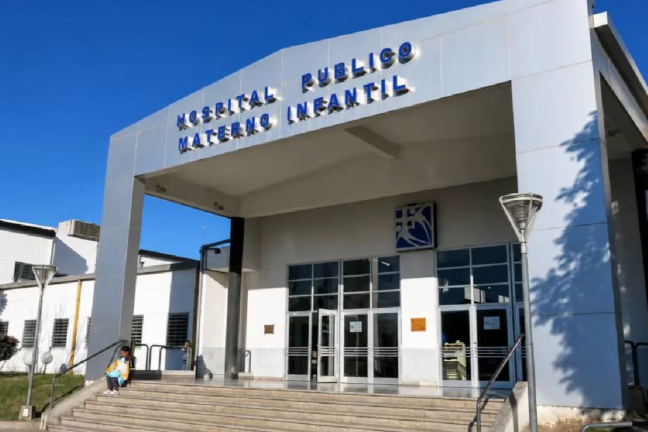 Salta: acusaron a dos médicos de robar equipos del Hospital Materno Infantil para su clínica privada
