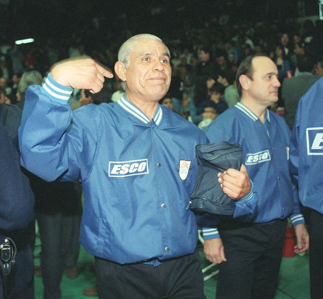 Eduardo Alagastino, uno de los mejores árbitros de la Liga Nacional, murió a los 77 años. (La Voz)