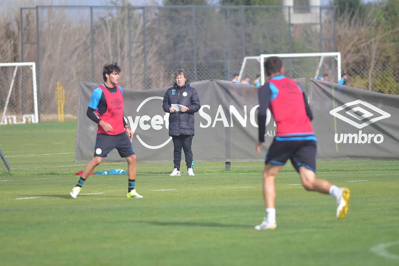El Ruso prepara el equipo para el último amistoso. 