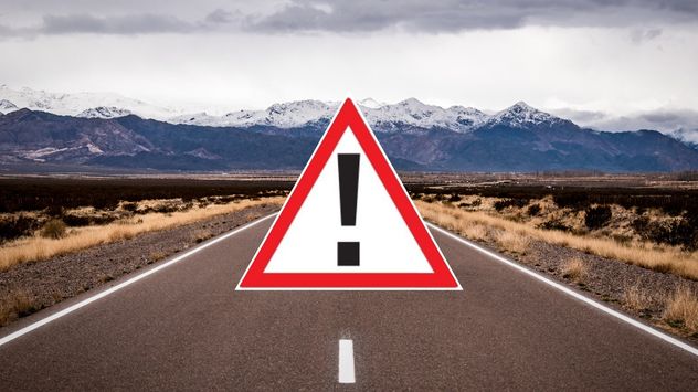 Pocos conductores conocen qué significa la señal del triángulo rojo con un signo de exclamación.