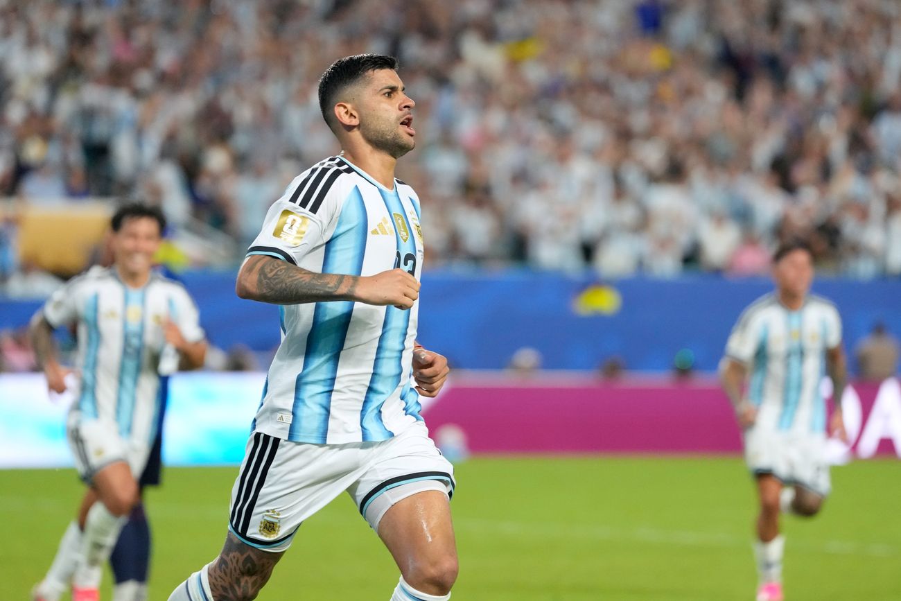 Cristian "Cuti" Romero, el cordobés que apareció cuando todo temblaba en el Mundial 2026 para la selección. (AP)