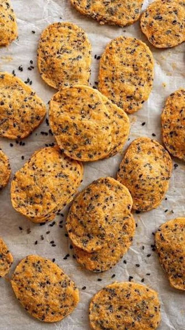 La receta de galletitas de queso y sésamo que sale en 20 minutos: ideal para la picada mientras juega la Selección.